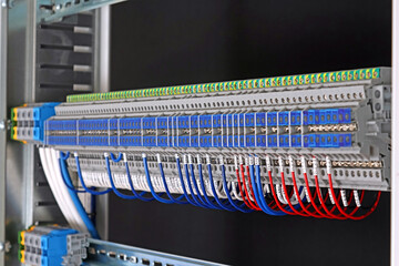 Connecting the electrical module using copper electrical insulated wires. 