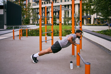 Everyday Man Strives To Lose Weight With Outdoor Gym Push-Ups And Calisthenics