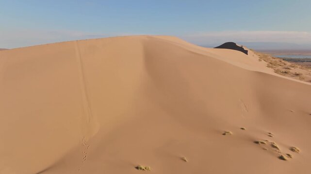 Singing Dunes - Altyn Emel  (Kazachstan) | Drone 