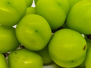 Vibrant Green Grapes Cluster Close up Showing Freshness and Texture