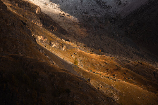 lumi&egrave;re dans les montagnes