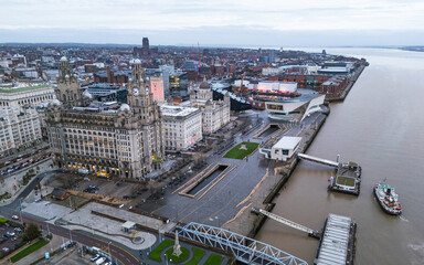 Fototapeta premium Mersey Ferry approaching Liverpool