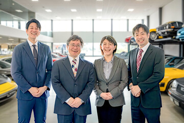 自動車ディーラー