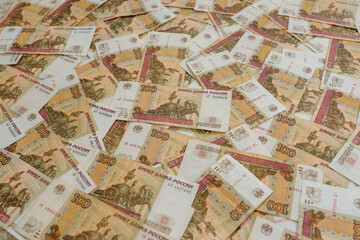 Obraz premium Russian banknotes with a face value of one hundred rubles