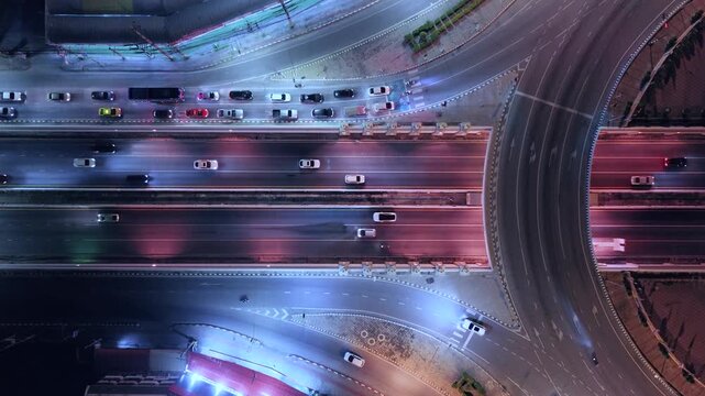 Expressway, Self-driving autonomous electric cars of the future with elements move along a busy traffic intersection. Artificial Intelligence, Car Scan, GPS Tracking, Smart Roads, IoT, highway	