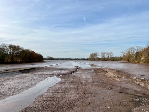 Der leere Speicher Schiedungen, auch als Gro&szlig;er Teich oder Schiedunger Teich genannt