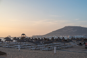 La plage d'Agadir au Maroc au bord de l'Océan Atlantique