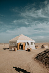 Des tentes Berbères dans le désert du Maroc