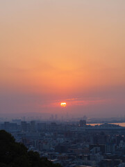 神戸市内から大阪方面の夜明け