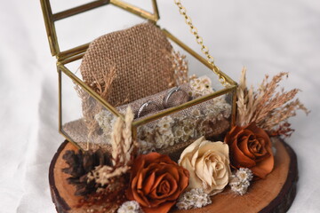 ring with flower