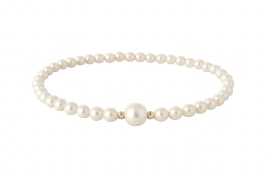 White pearl bracelet with large central bead
