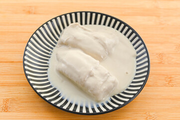 ミルフィーユ状に重ねた湯葉