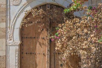 drzwi w arabskim stylu Tunezja