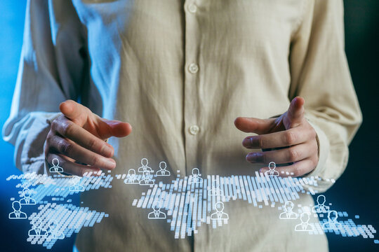 Engaging with digital connections and networks during a virtual presentation