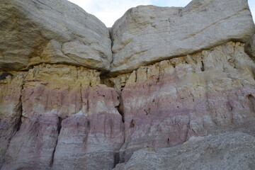 colorful rock crevasse colorado