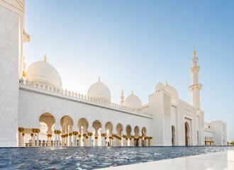 The majestic Sheikh Zayed Grand Mosque in Abu Dhabi, United Arab Emirates
