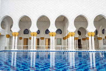 The majestic Sheikh Zayed Grand Mosque in Abu Dhabi, United Arab Emirates