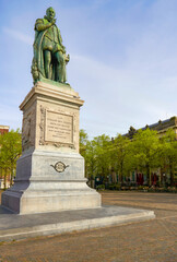 Obraz premium Statue of William of Orange in the center of Hague, Netherlands 