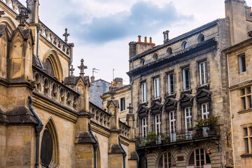 Dans les rues de Bordeaux en France