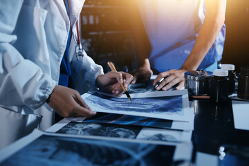 Doctors are meeting at the hospital to discuss treatment options and share experiences with colleagues.