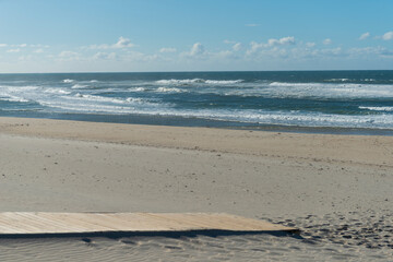 playa de Aveiro en invierno, Traditional houses and Aveiro beach in winter