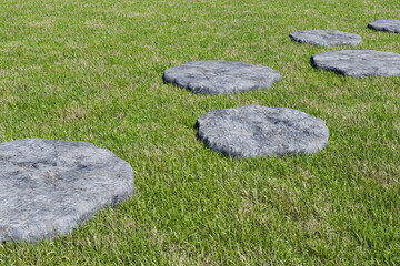 公園の芝と渡石のCG画像