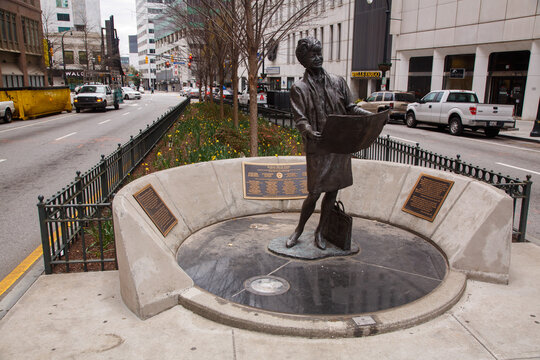 Barbara Miller Asher monument that works as a sundiel in downtown Atlanta, Georgia, United States