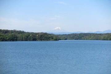 富士山と狭山湖の風景2