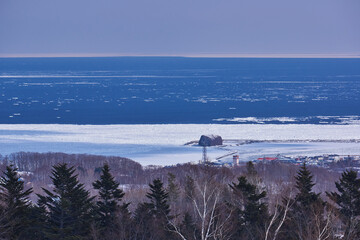 北海道　天都山からのオホーツク海の流氷  © osap1111