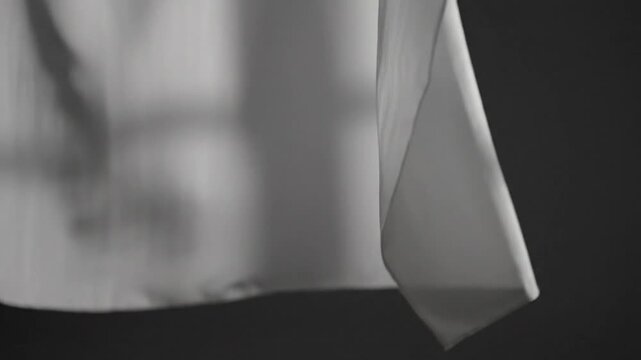 ドローン空撮 渓谷の滝 絶景リラックス