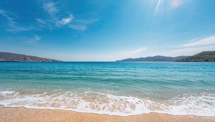 Obraz premium Sea in Greece on a bright summer day, ideal for relaxation and travel