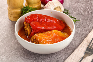 Stuffed bell pepper with meat