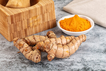 Fresh aroma tumeric roots heap