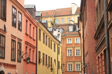 Colorful Historical Houses in the Old Town of Warsaw, Poland © marcuspon