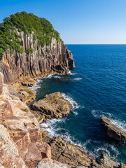 Columnar Jointing Coast, 柱状節理の断崖と青い海