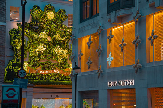 Christian Dior Shop Exterior, Louis Vuitton LV Logo, Shopfront Luxury Brand Sign, Christmas Decorations, Clifford - New Bond Street, Mayfair, Central London, England, United Kingdom &mdash; 13 November 2025