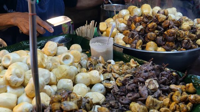 Balut (Boiled fertilized duck eggs), Southeast Asian street food