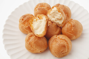 　
　プチシュークリーム