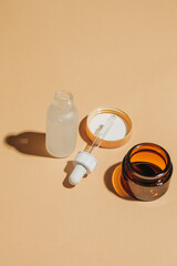 Cosmetic liquid bottle with pipette dropper