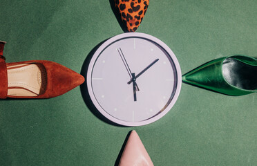 Brown green vintage women's shoes purple clocks