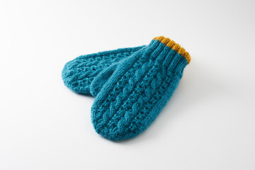 編みもののイメージ 　手袋