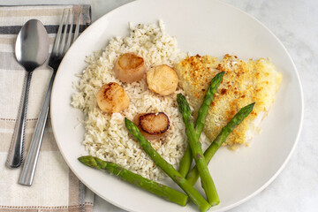 haddock with rice and scallops
