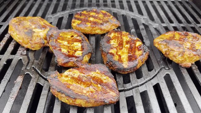 Schweine R&uuml;cken Steak gegrillt