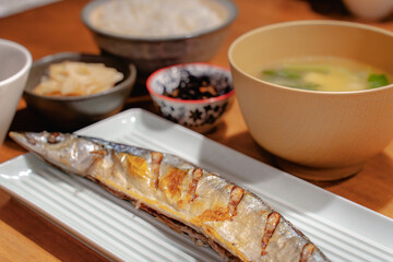 Grilled saury dinner
