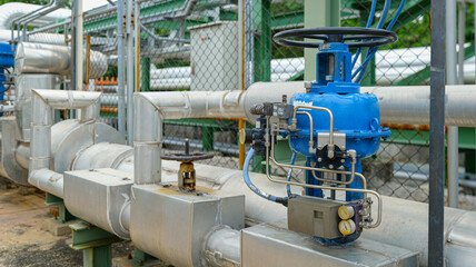 A pneumatic control valve operates pipeline flow through air pressure and remote monitoring systems,