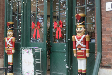 Fototapeta premium Skin Treats decked out for the holidays at The Distillery Historic District, Toronto (13 Trinity St)