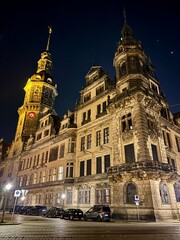 Obraz premium Semperoper and Dresden Residenzschloss – Historic Landmarks in the Old Town