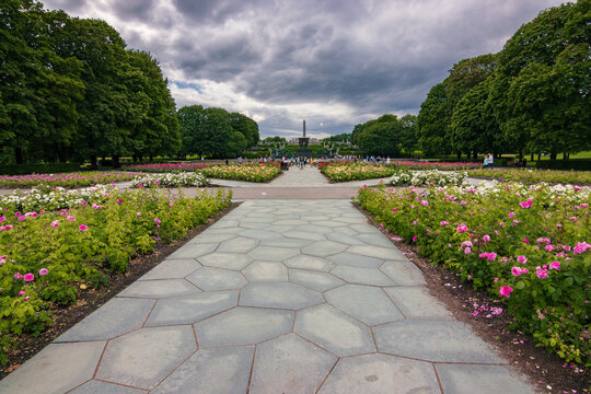 Beautiful statue park pf Vigeland in Oslo (Norway)