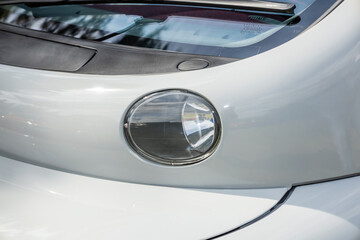 古い自動車のヘッドライト　Headlight of the old car