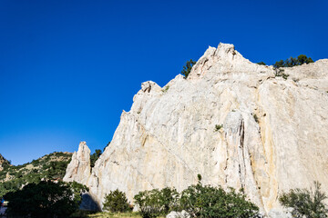 Fototapeta premium Rock Formation Against Clear Blue Sky in Colorado